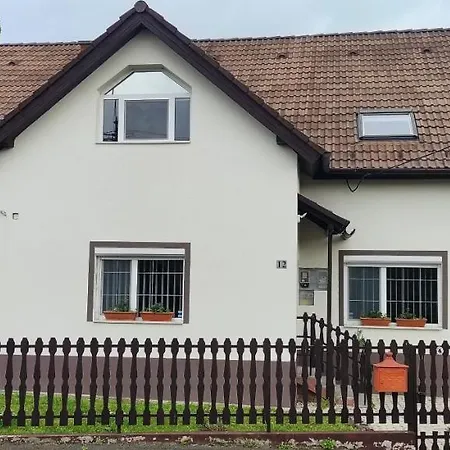 Gyoengyike Apartmanhaz Vonyarcvashegy Exterior photo