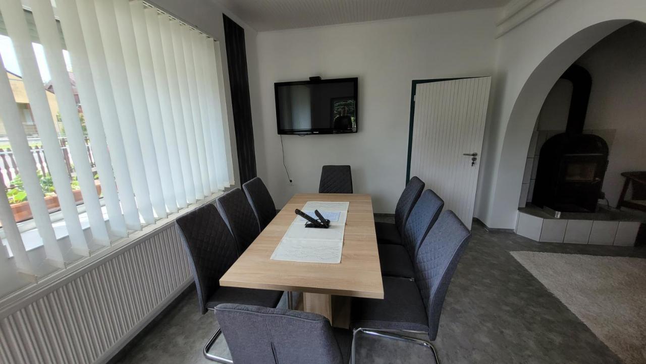 Gyoengyike Apartmanhaz Apartment *