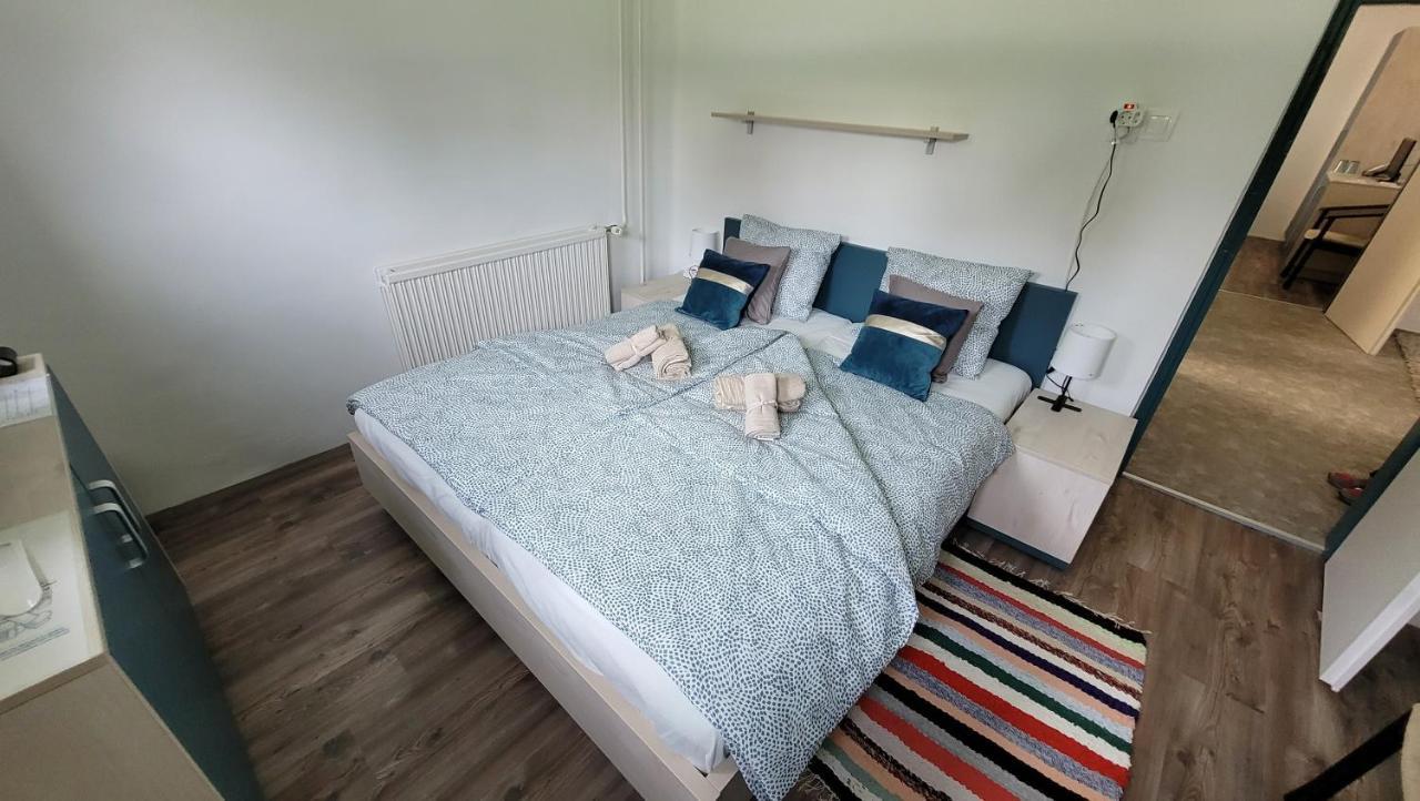 Gyoengyike Apartmanhaz * Vonyarcvashegy