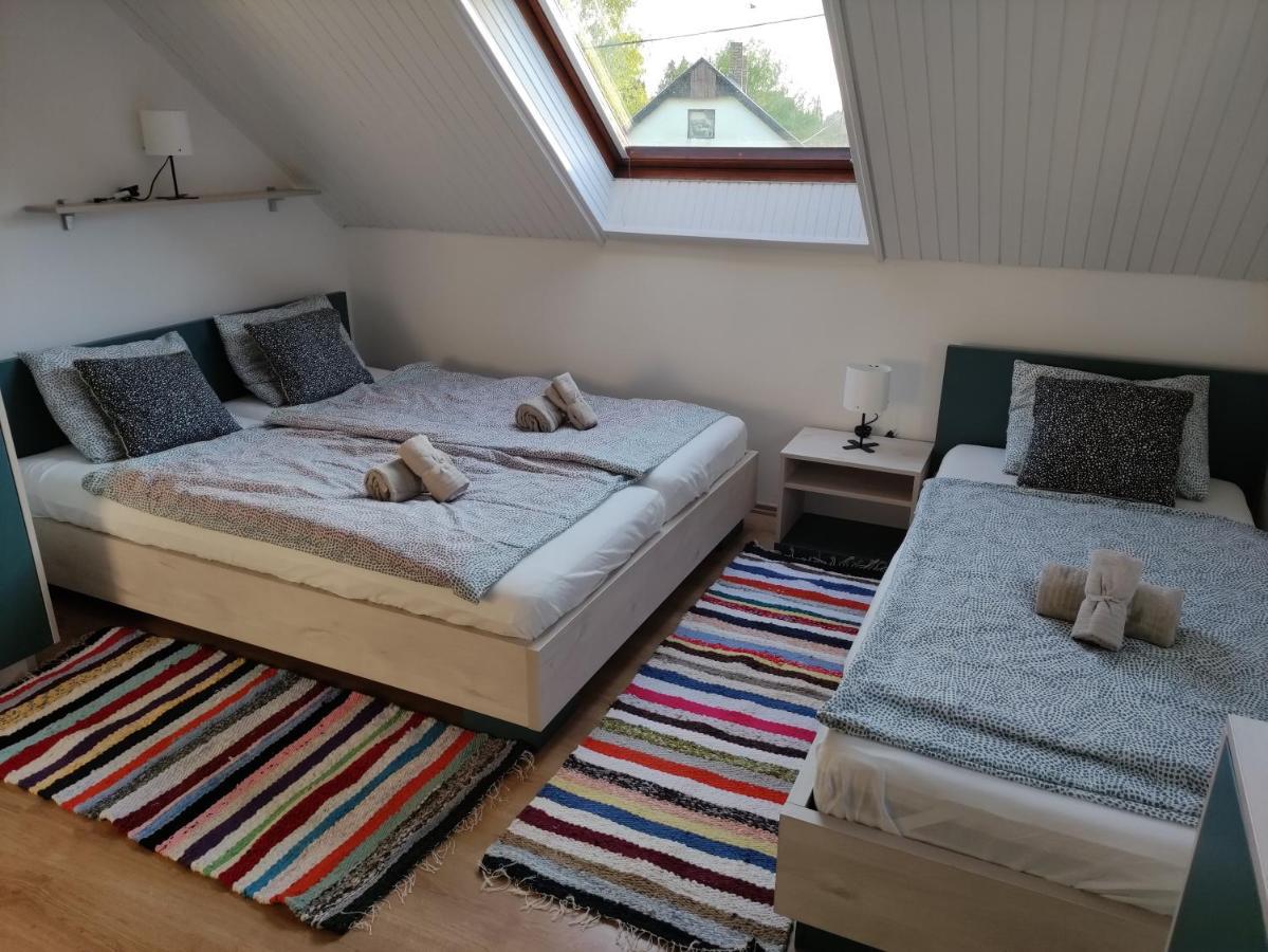 Gyoengyike Apartmanhaz * Vonyarcvashegy