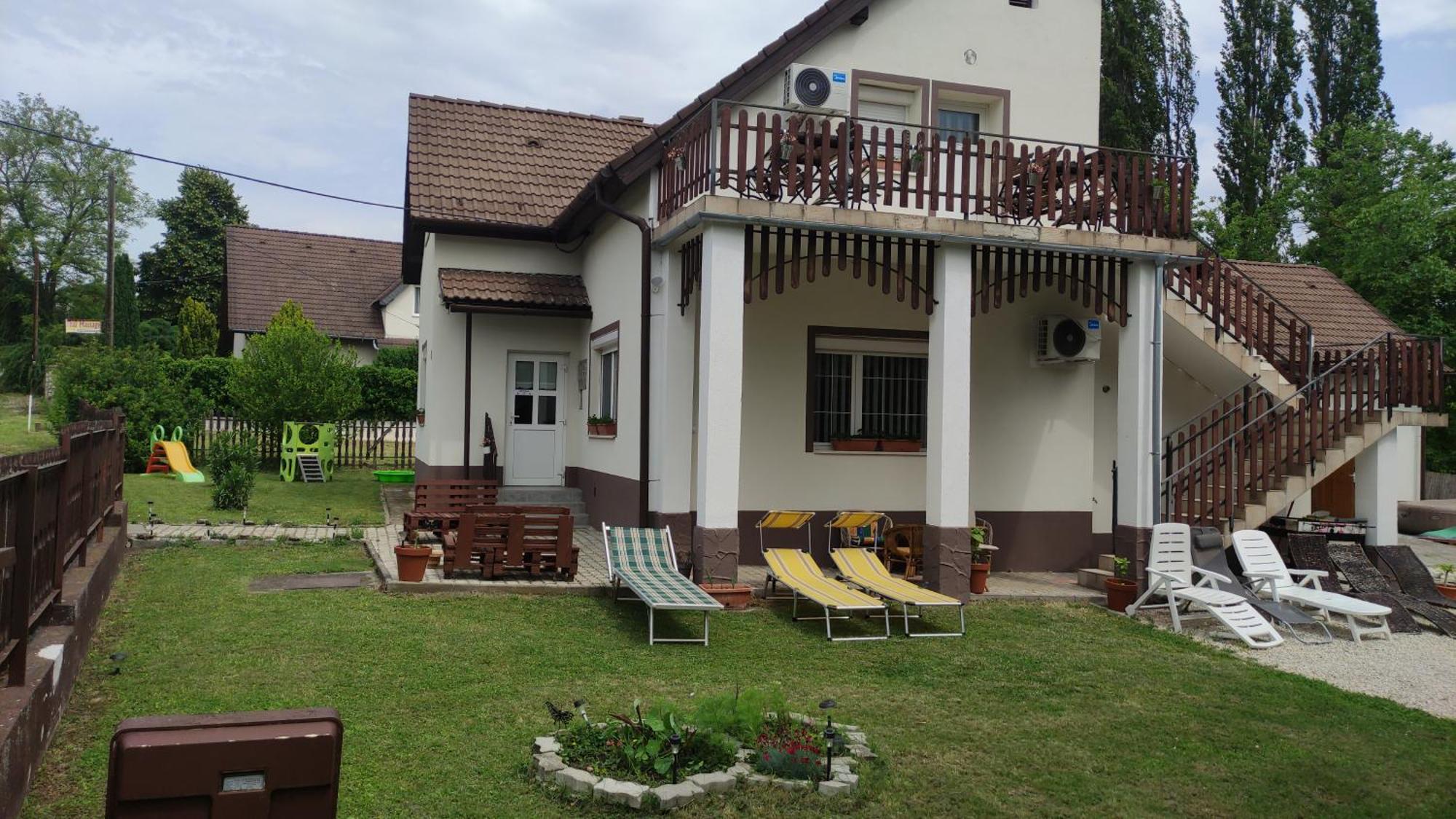 Gyoengyike Apartmanhaz